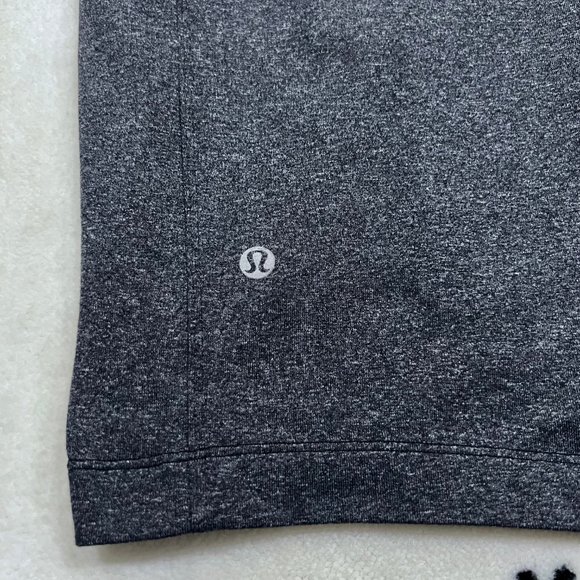 Lululemon 9" Men's Dark Gray Sweat Shorts - Picture 3 of 6